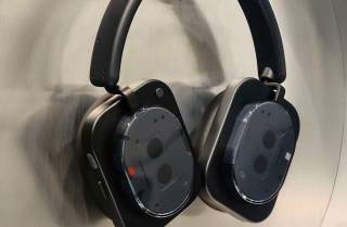 Here’s the Nothing Headphone (1)