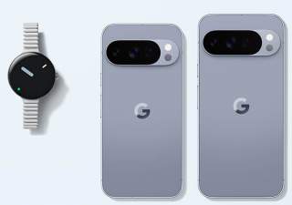 Pixel 10 Pro in Moonstone is the Play