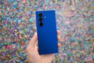 Galaxy Z Fold 7 Review: Hardware and Camera Get Huge Upgrades, Battery Becomes Issue