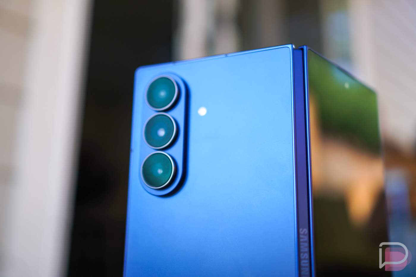 Samsung Goes Instant $400 Off on Galaxy Z Fold 7
