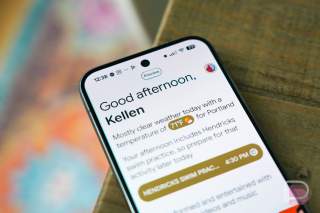 Oh, Google Apparently Pulled Daily Hub on the Pixel 10 Series