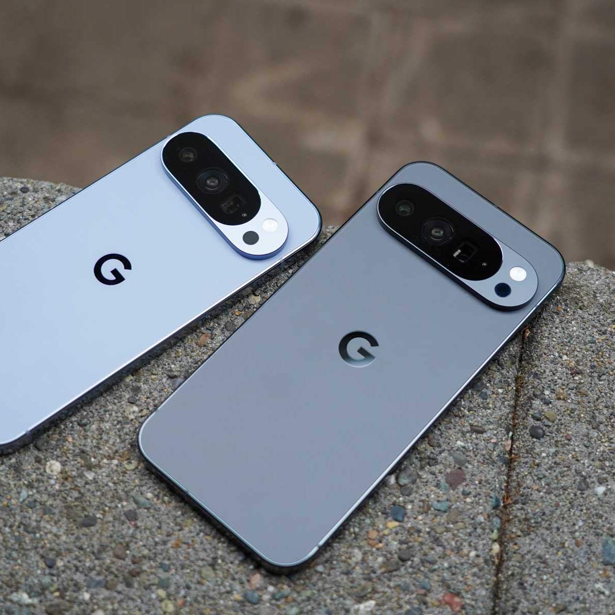 Pixel 10 Pro XL at $400 Off is Crazy Stuff