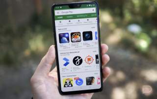 Google Play About to Warn You If Apps Cause Excessive Battery Drain