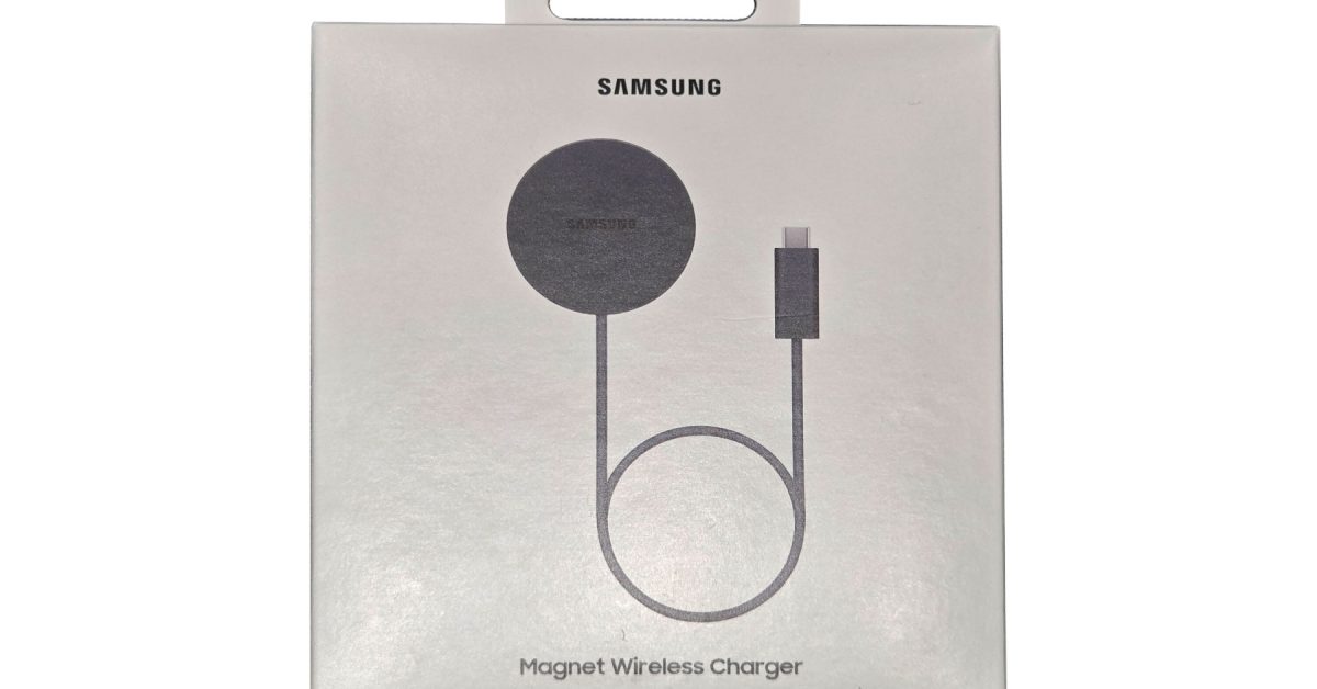 Here's the Magnetic Charging Puck for Galaxy S26