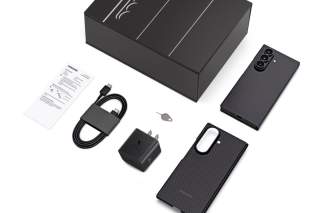 PSA: $2899 Galaxy Z TriFold Includes 45W Charging Brick in Box