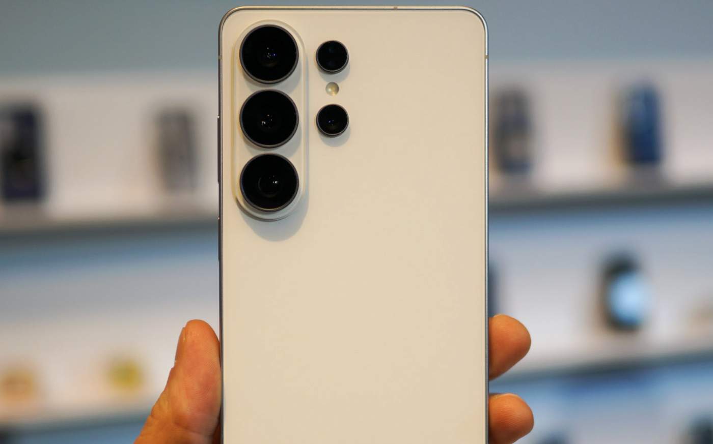 Buying a Galaxy S26 Ultra?