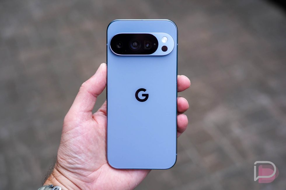 Pixel 10 Pro Moonstone