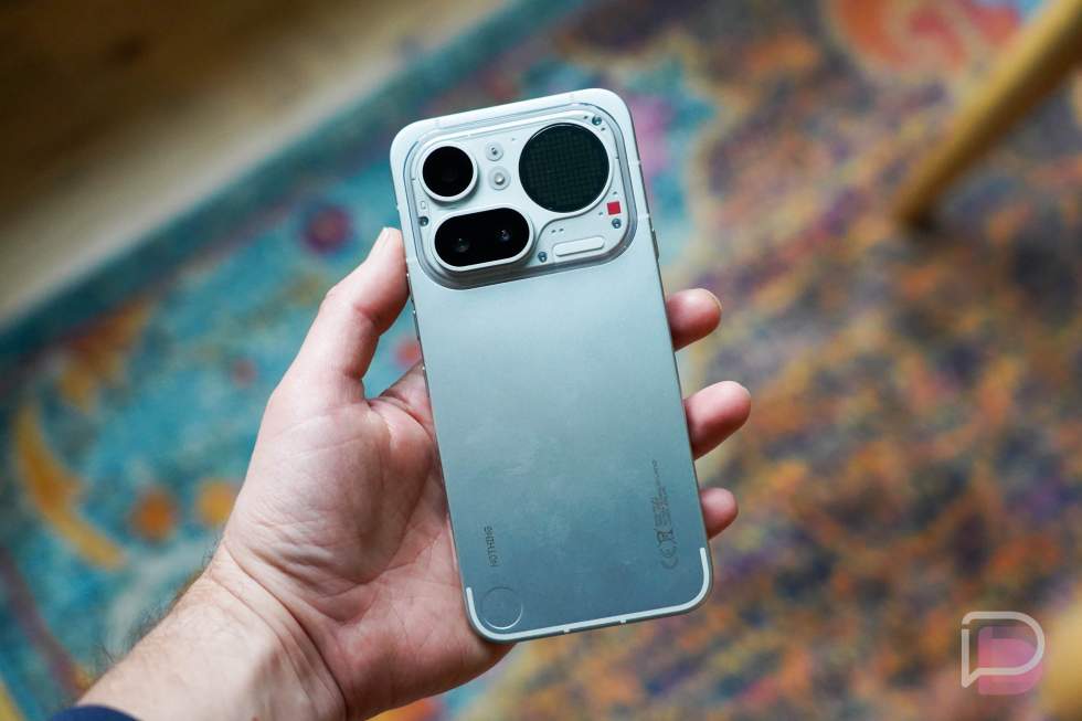 Nothing Phone 4a Pro Review - in hand