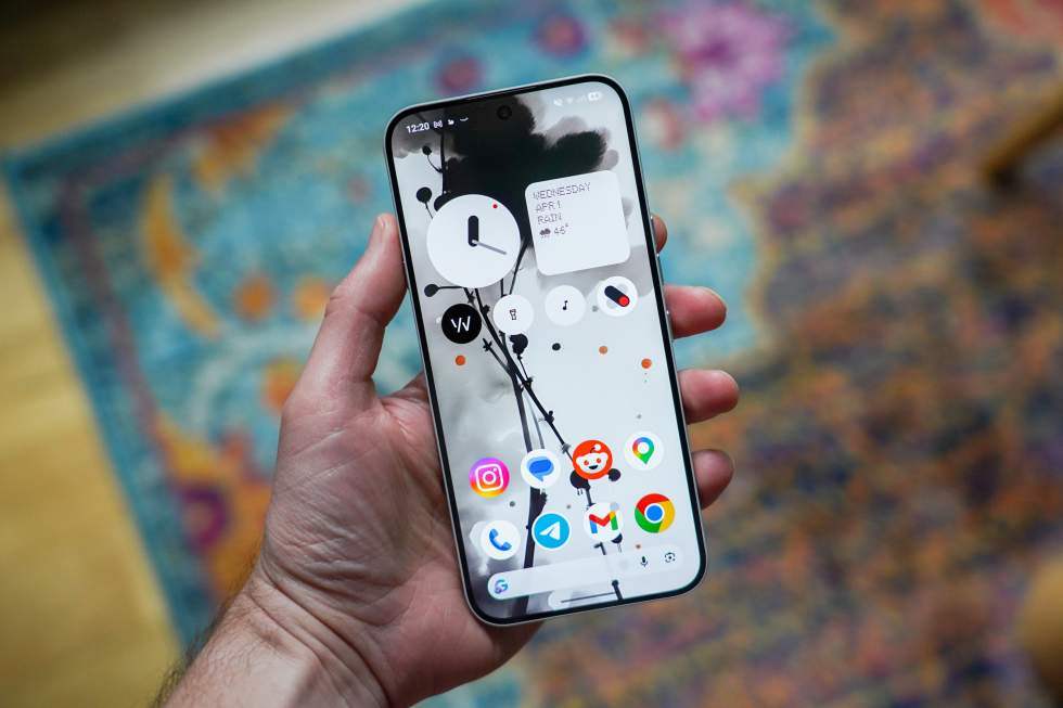 Nothing Phone 4a Pro Display Review