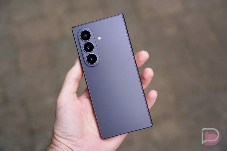 Galaxy Z Fold 8 Ultra Review - in hand, feel, size