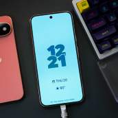 Pixel 11 Gets Sweet New Screen Saver, More Clocks