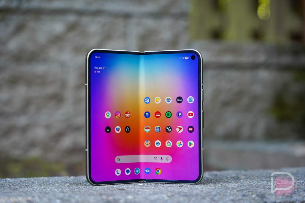 Pixel 11 Pro Fold Review - fold, crease, display