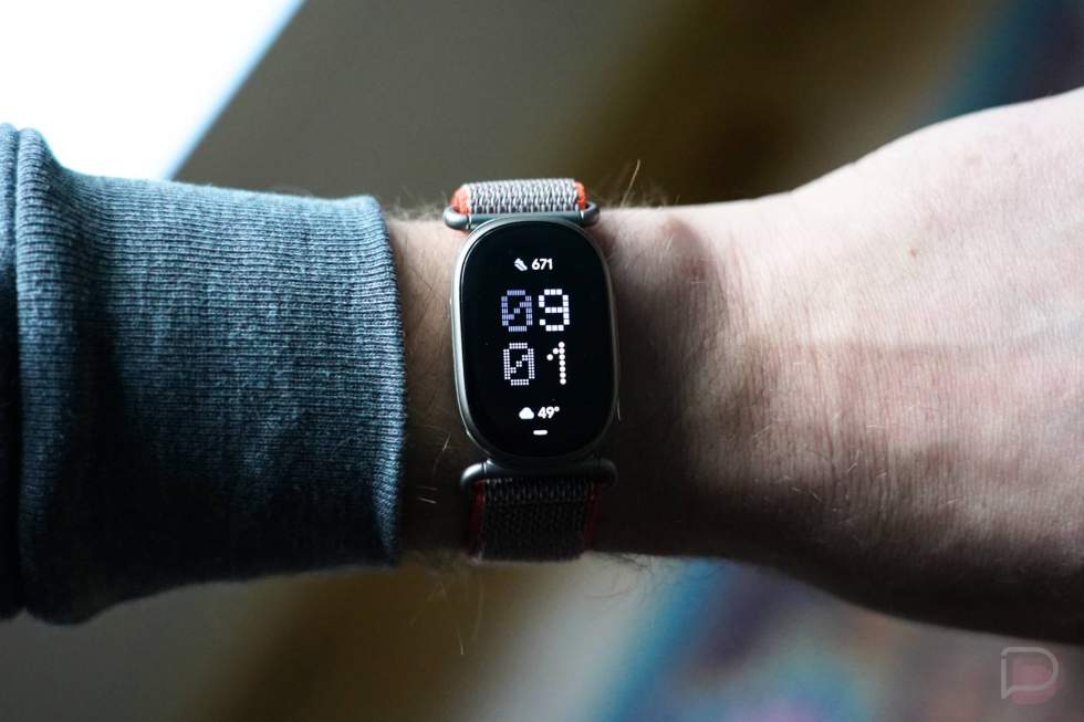 Fitbit Edge on-wrist, size comparison to Fitbit Air